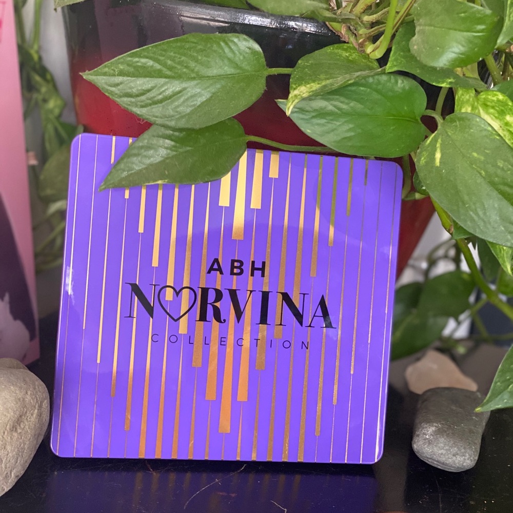 Palettes! New and very lightly used